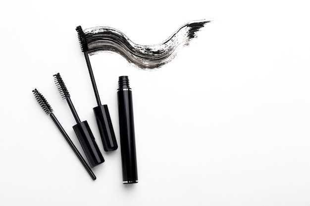Сравнение стойкости: как долго держится макияж с тушью Avon?