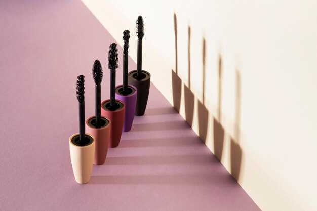 Как выбрать синюю тушь по типу ресниц?