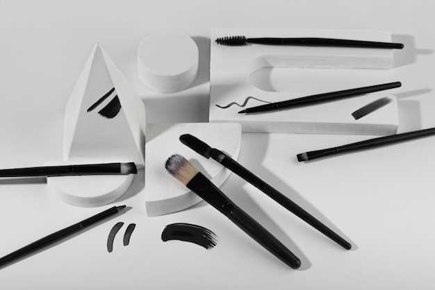 Как выбрать жидкую подводку для глаз по типу кожи