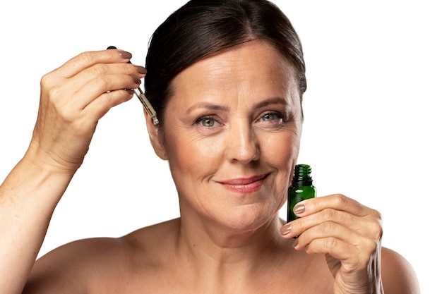 Советы по правильному применению антивозрастных сывороток