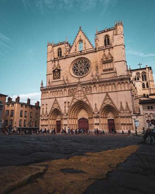 История святого Франциска: ключевые моменты и влияние на Ассизи