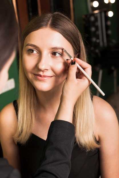 Определение идеальной формы бровей для вашего лица