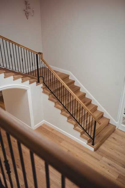 Технология изготовления деревянных лестниц: от чертежа до готовой детали