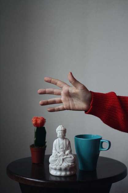 Современные течения: как эзотерика и религия влияют на общество