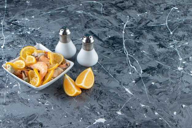 Искусственный камень для столешниц: основные вопросы