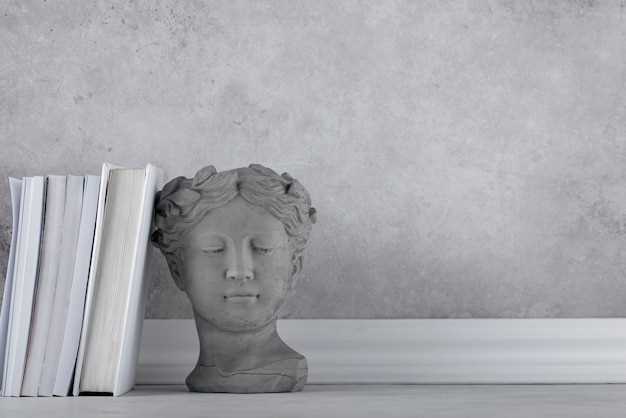 Практическое применение искусственных языков: общения и творчества