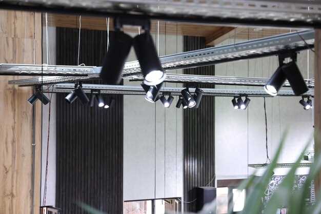 Как выбрать стойки для фотостудии: основные критерии