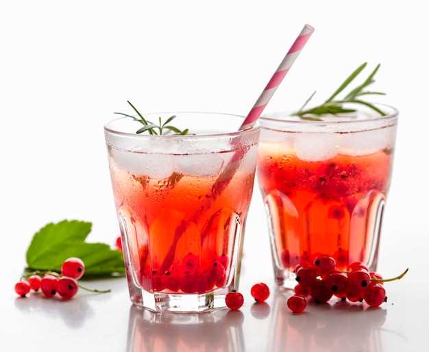 Коктейль из клюквенного сока и апельсина: как взбодриться со вкусом