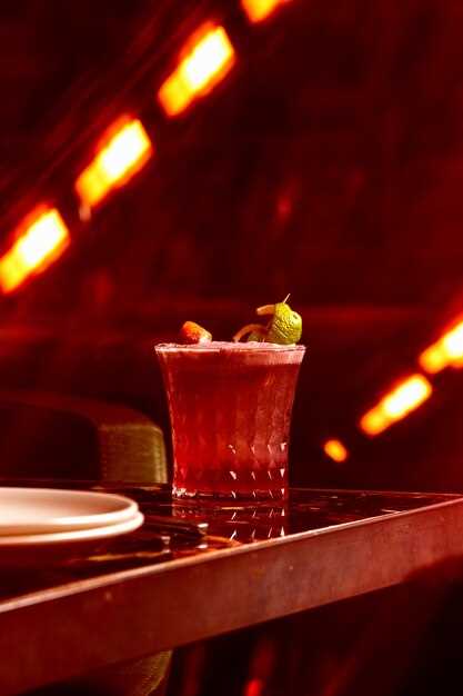 Пикантные коктейли для вечеринки: Альтернативы и сочетания с водкой