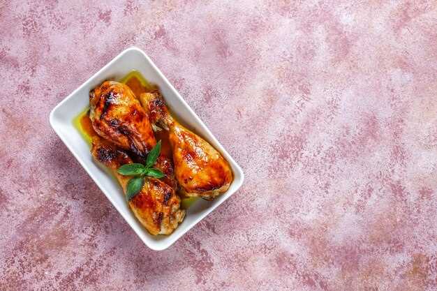 Вкусные рецепты с куриными бедрами: от барбекю до традиционных блюд
