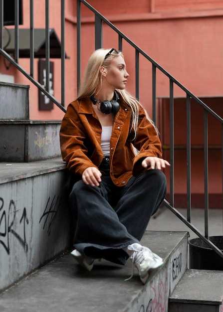 Топ fashion-блогеров в 2023 году: кто задает тренды