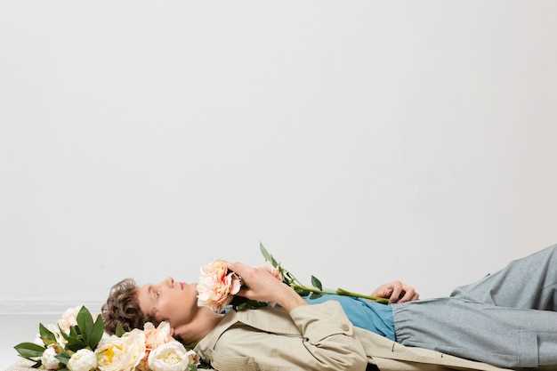 Творческое саморазвитие: как любовь вдохновляет на самовыражение