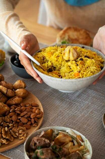 Ингредиенты для традиционного наси лемак с курицей