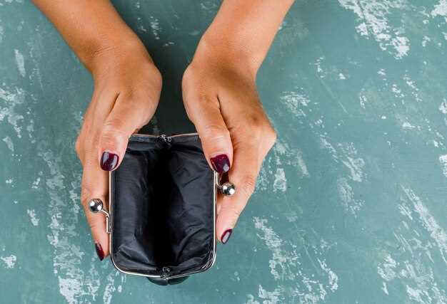 Матовый маникюр с бархатной текстурой: тренды и советы