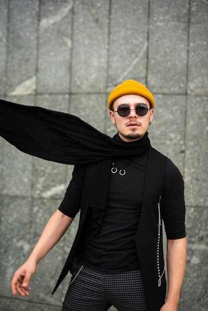 Модные мужские футболки сезона 2025