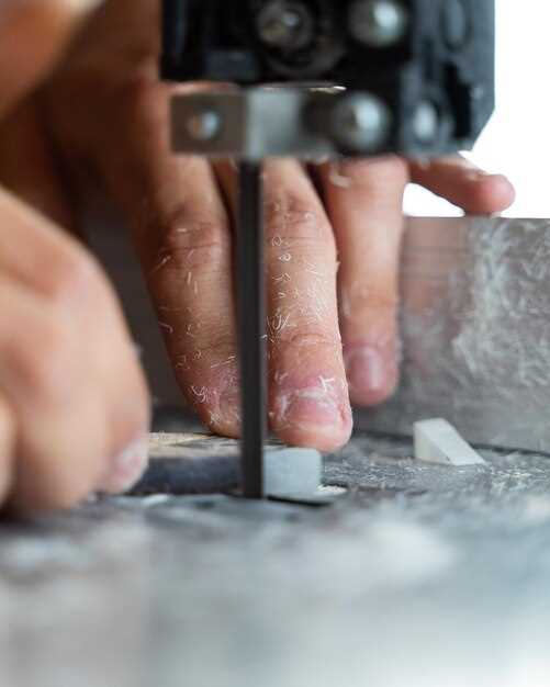 Выбор инструментов для сверления и нарезки резьбы в деталях с двумя отверстиями