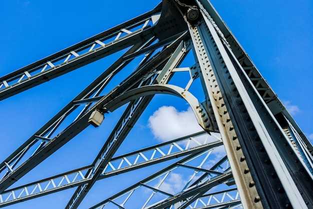 Устойчивость и долговечность: как новые опоры влияют на срок службы перекрытий?