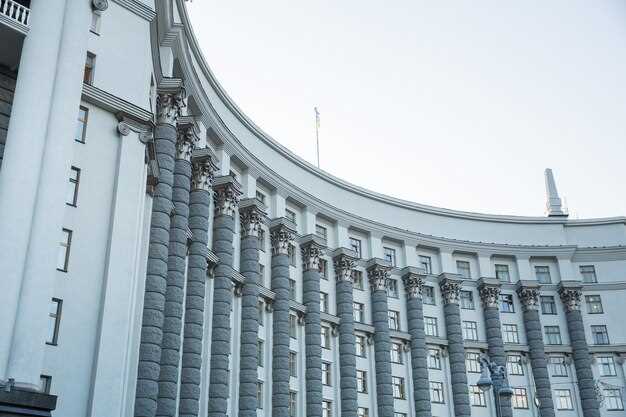 Распределение сил и партийная структура в парламенте