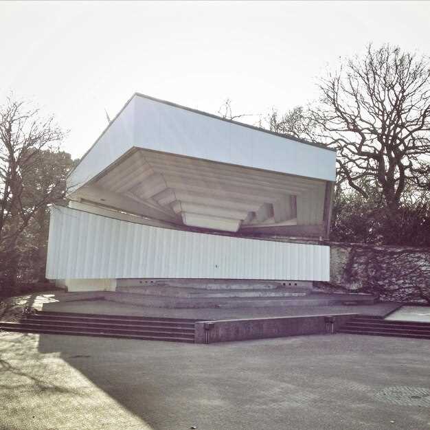 Выбор архитектурного стиля для концертного зала