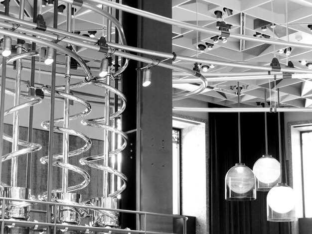 Инновационные решения в дизайне освещения для интерьеров