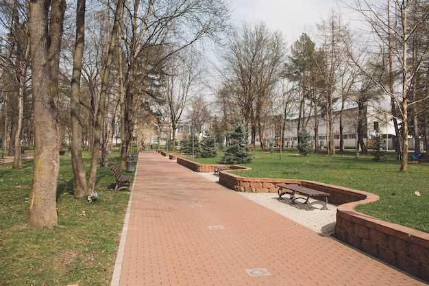 Где искать скверы и зеленые зоны для отдыха