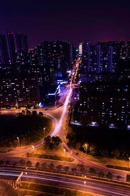 Фотографии удивительных светофоров и их роль в городском ландшафте