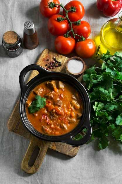 Лучшие рецепты гуляша из говядины с овощами