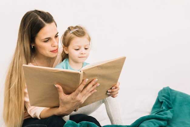 Рейтинг обязательных книг для молодых мам