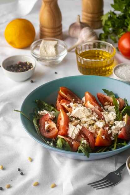 Как приготовить салаты с фетой и овощами на праздничный стол