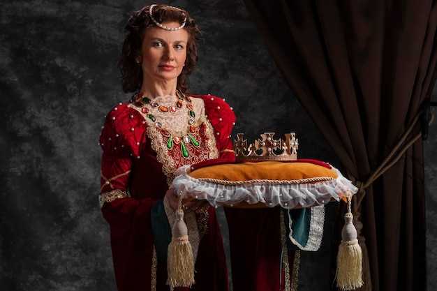 Влиятельные женщины на троне: примеры и достижения