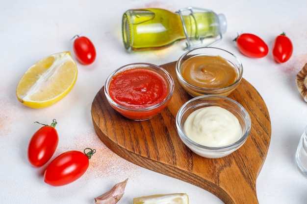 Фруктовые соусы к мясным блюдам, десертам и салатам: рецепты и идеи