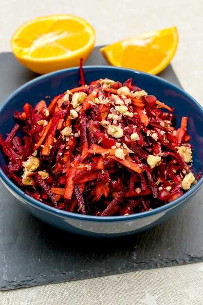 Как быстро приготовить морковный салат с кунжутом и орехами