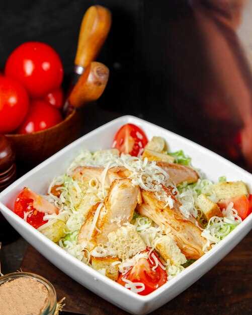 Салат с капустой и курицей: рецепты на каждый день