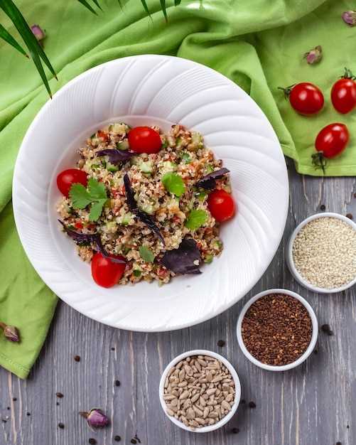 Салат табуле с киноа: простой и вкусный рецепт