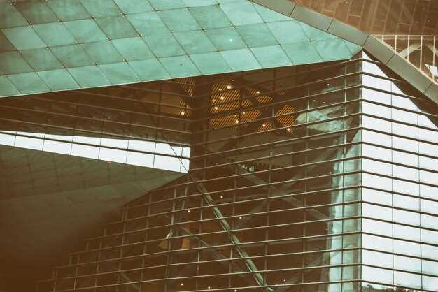 Лучшие примеры офисных зданий с необычной архитектурой