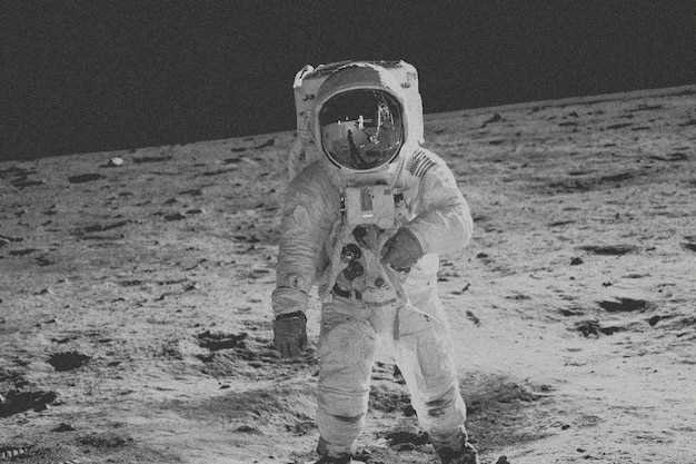 Основные достижения и научные результаты лунных программ