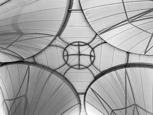 Материалы для изготовления сборных элементов куполов