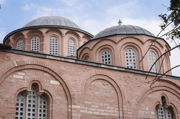 Архитектурные особенности знаменитых синагог в крупных городах