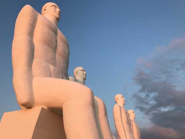 Современные примеры политической скульптуры в урбанистическом пространстве