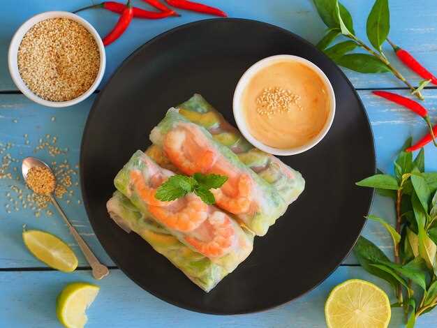 Спринг-роллы с овощами и арахисовым соусом: рецепт