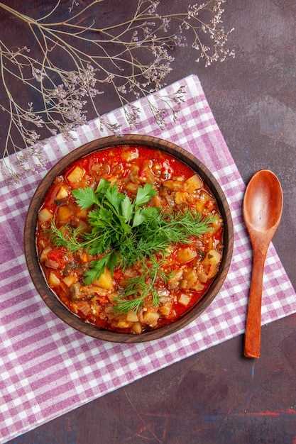 Как приготовить вкусный суп из баклажанов и томатов