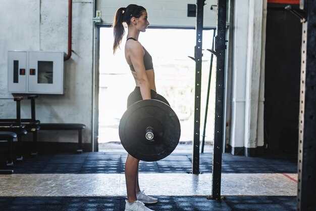 Оптимальная позиция рук и ног для становой тяги