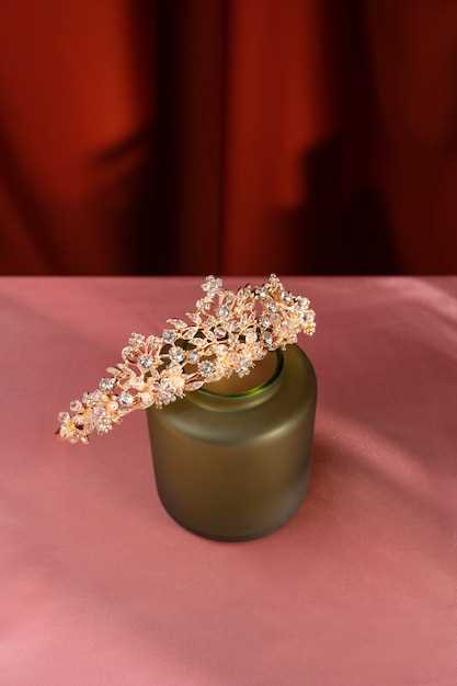 Как правильно сочетать винтажные украшения с современным гардеробом