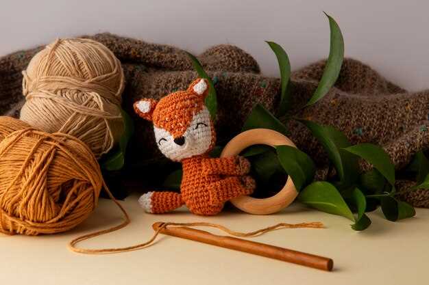 Идеи дизайна: как украсить горшки с помощью вязанных аксессуаров