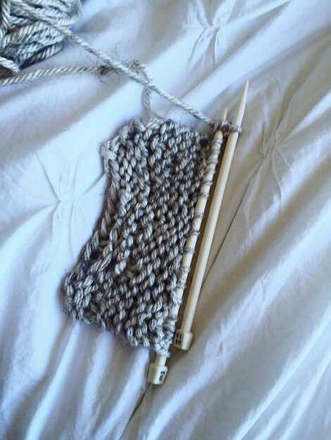 Идеи дизайна и оформления вязаных пледов для дома