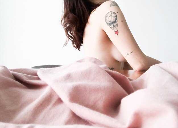 Тренды татуировок 2023: минимализм и естественность